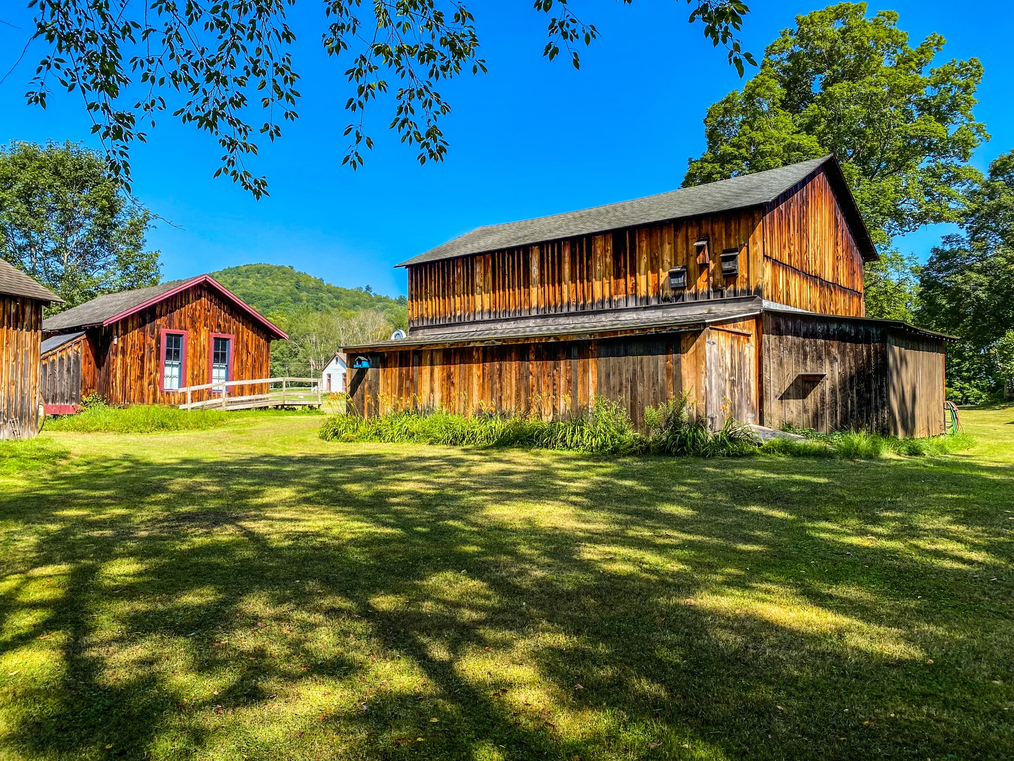Stack Barn Landscape Barn